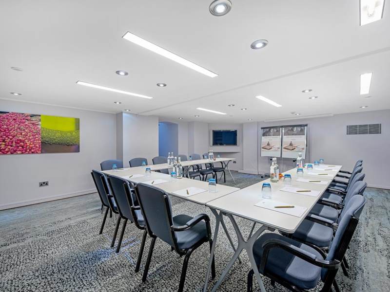 Mercure London Paddington Westbourne Suite Conference U-Shape