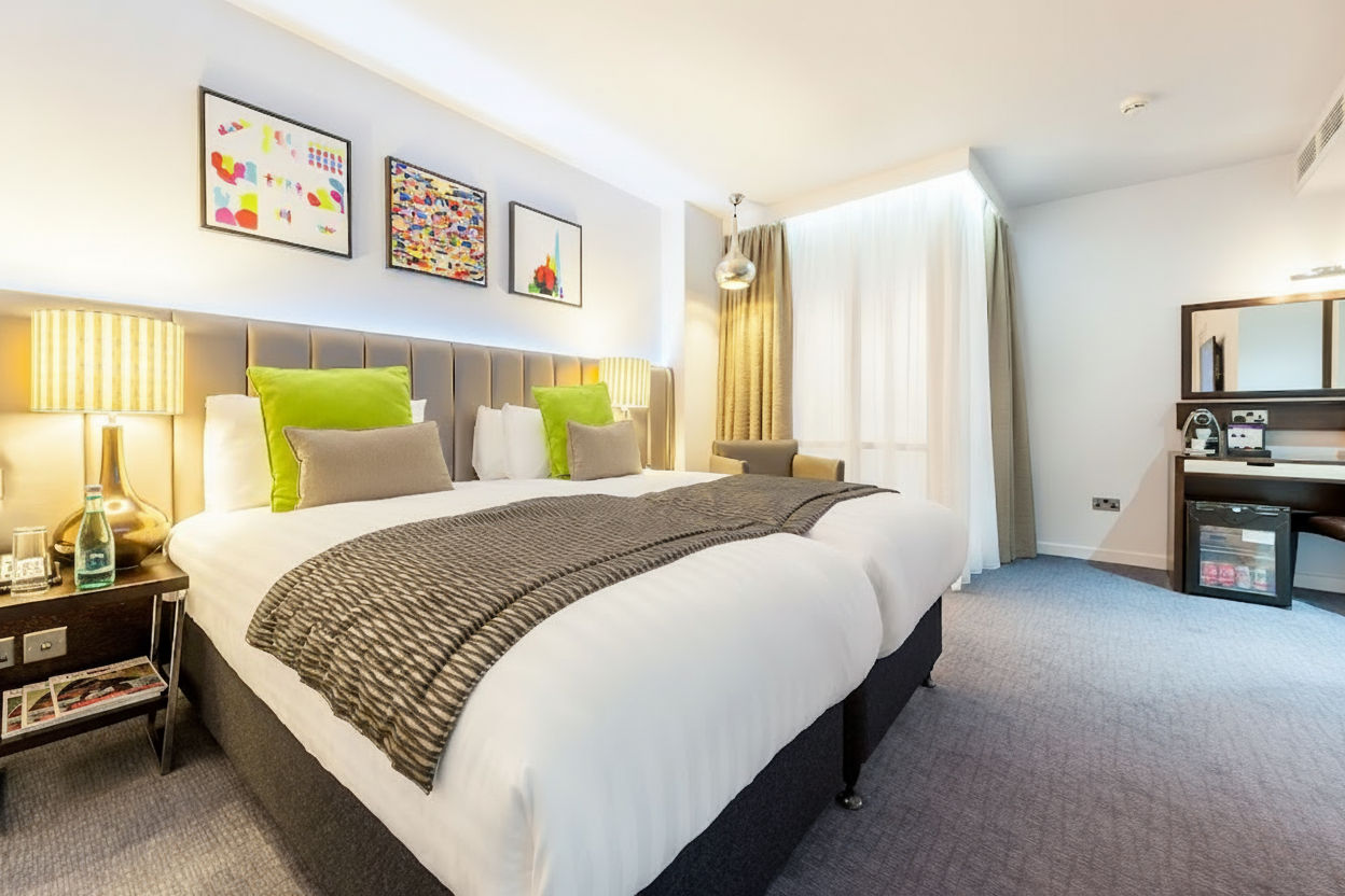 Executive Twin Room In Paddington Executive Twin Room 1.png